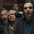 Tem 1h30 e é uma das descobertas mais bonitas da Netflix: este filme sobre um adolescente criado por dois pais gays foge dos clichês