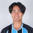 Jovem japonês ganha espaço na base do Grêmio