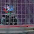 F1: Kimi Antonelli bate no Q1 no GP do Azerbaijão e fica fora da classificação