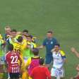 Rival do Flamengo, Estudiantes é derrotado em decisão com confusão