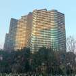 Este edifício na China pode acomodar até 30 mil pessoas e tem quase tudo o que você precisa para viver confortavelmente