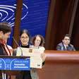 Advogada iraniana Nasrin Sotoudeh recebe prêmio Václav Havel de Direitos Humanos