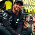 F1: Hamilton compartilha emotiva homenagem a Roscoe no aniversário de um ano de morte