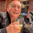 Leonardo comemora fim de desafio sem álcool e brinca sobre mudança no corpo