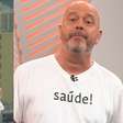 Alex Escobar volta ao trabalho na Globo e faz jornalista se emocionar ao vivo: 'Segurando aqui'
