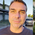 R$ 6,2 milhões, terreno de 2.400 m², 1.100 m² construídos e quitada 27 anos antes do previsto: a mansão de Flávio Bolsonaro, candidato à Presidência em 2026, que triplicou seu patrimônio