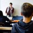 86% da Geração Alfa usa IA para estudar: relatório identificou ponto em que isso começa a se voltar contra eles
