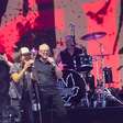 Eddie Vedder canta clássico do Punk Rock ao lado do Bad Religion - assista
