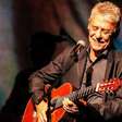 Chico Buarque aciona polícia após ameaça de morte em comentário online