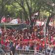 Lula reúne milhares em ato em Fortaleza e reforça discurso contra bets e pela redução da jornada de trabalho