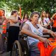 Crise de moradia na Espanha: reviravolta pode levar idosa de 87 anos de volta para casa após ser desalojada em Madri