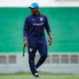 Marcão aproveita a folga para observar a base do Fluminense