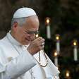 Papa reúne centenas de crianças no Vaticano e faz apelo global pela paz