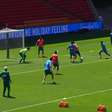 Seleção faz treino aberto antes de viagem para Índia