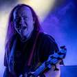 Morre Cronos, vocalista e baixista do Venom e uma das maiores influências do metal extremo, aos 63 anos
