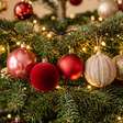 Adeus ao vermelho e verde na árvore de Natal: a cor elegante que será tendência na decoração nas festas de 2026