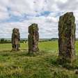 Pesquisadores rastreiam as Devil's Arrows até uma área a 18 km de distância e descobrem que construtores pré-históricos transportaram pedras de 25 toneladas