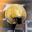 Receita Federal leiloa lote com mineradoras de bitcoin e equipamentos de criptomoedas em Viracopos