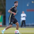Fluminense terá Matheus Martinelli contra o Coritiba?