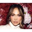Jennifer Lopez, aos 57 anos hoje: 'Descobri que, para mim, dormir é o segredo de beleza mais subestimado que existe. Às vezes acordo e digo: "Uau! Meu rosto acabou de rejuvenescer 10 anos!"'