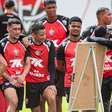 Lateral-direita do Vitória vira "quebra-cabeça" para Jair Ventura