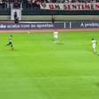 São Paulo exibe placas contra MP das Bets no Morumbis