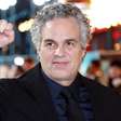 Em 2013, Mark Ruffalo, o Hulk da Marvel há 14 anos, co-fundou uma ONG que já direcionou uma fortuna de US$ 50 milhões em doações e microcréditos para impulsionar a energia 100% renovável em mais de 350 organizações comunitárias