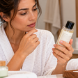 Cosmético "natural" não é automaticamente mais seguro: a origem do ingrediente não define o risco