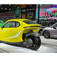 Novo ciclomotor elétrico com visual esportivo custa R$22 mil e roda 240 km: a alternativa chinesa aos carros urbanos tradicionais