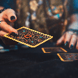Tarot do dia: previsão para os 12 signos em 05/10/2026