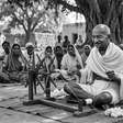 Como a aliança entre Gandhi e o Grupo Tata moldou a indústria