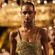 Aos 21 anos, Laís Leão estreia em Paris para YSL e desfila para a Hermès: "Aprendi a lidar com os nãos"