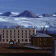 A novecentos quilômetros da Noruega ficam ilhas onde a Rússia quer testar Artigo 5 da OTAN
