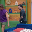 A Fazenda 18: Daniel Erthal e Jottapê protagonizam barraco: 'Bate em mulher'