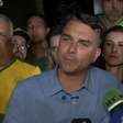 Flavio Bolsonaro diz que eleição decreta o 'fim da era do PT'