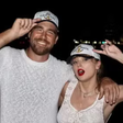 Taylor Swift e Travis Kelce comemoram aniversário com jantar em Nova York