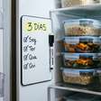 Preparar comida para a semana inteira e deixar todas as marmitas na geladeira parece uma boa forma de ganhar tempo, mas na Alemanha a recomendação é consumir refeições cozidas refrigeradas em cerca de 2 a 3 dias ou congelá-las