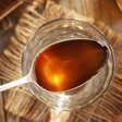 Sou nutricionista e garanto: "tomar todo dia uma colher de sopa de vinagre de maçã orgânico pode ajudar na perda de peso e reduzir gordura abdominal"