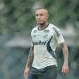 Everton Cebolinha joga contra o Flamengo?