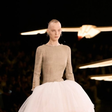 Chanel encerra desfile na Paris Fashion Week com Britney Spears e clima de festa