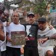 Mano Brown ganha vinil raro de Marvin Gaye e se emociona: "disco da minha vida"