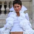 Zendaya resgata casaco marcante e brilha em Desfile da Louis Vuitton em Paris