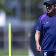 Favorito no Corinthians, Ramon Díaz tem gancho a cumprir