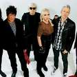 Qual hit do Blondie vendeu mais de 1 milhão de cópias e foi proibido na Guerra do Golfo?
