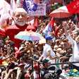 Lula diz que 2º turno será de muito debate na TV e na internet: 'Estou virando o rei da selfie'