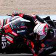 MotoGP: Bezzecchi lidera TL1 no GP da Indonésia com Diogo Moreira em 20º após queda