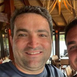 Flávio Bolsonaro dividia conta bancária com advogado suspeito de lavar dinheiro do INSS, diz site