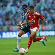 Grêmio busca empate contra Internacional, mas dupla segue no Z-4