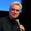 David Byrne transforma as próprias palavras de Elon Musk em nova música, 'Let Me Sell You a Dream'