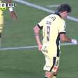 Colidio deixa campo com dores na coxa e acende alerta no Vasco